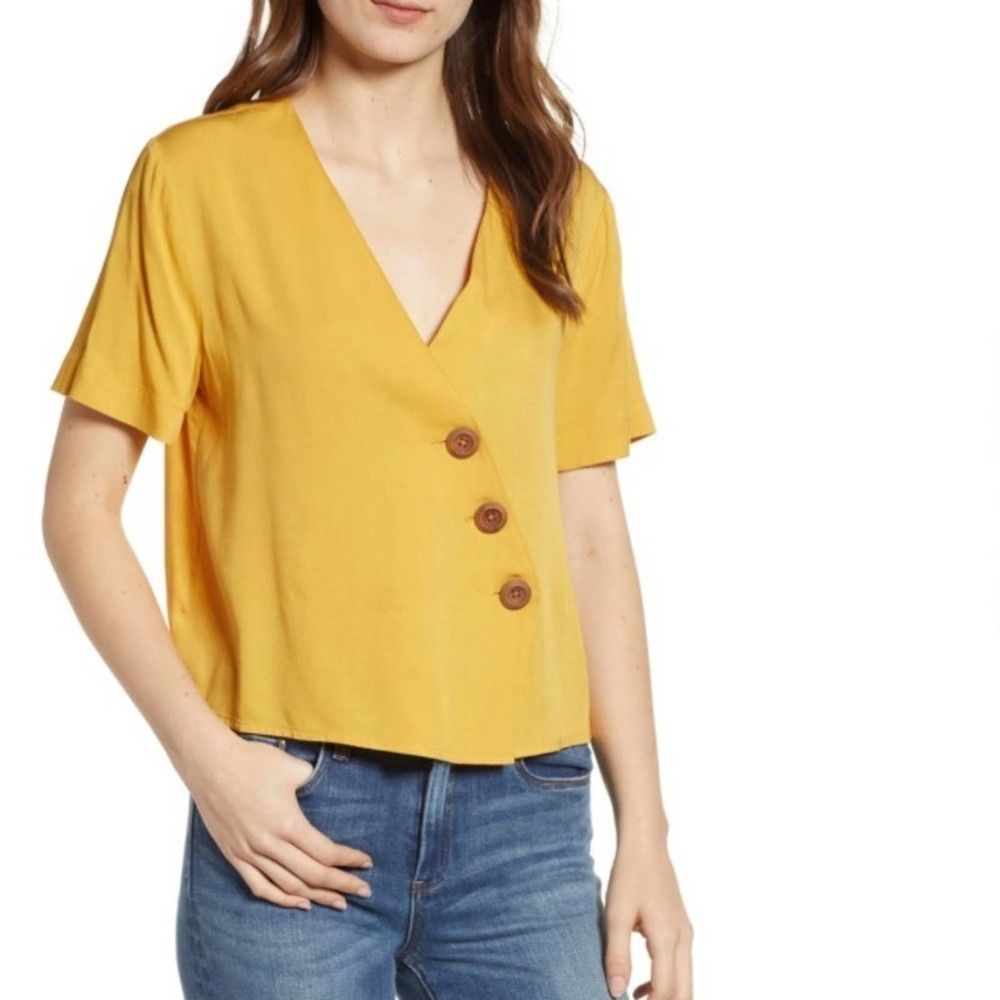 English Factory sz XS asymmetrical button top